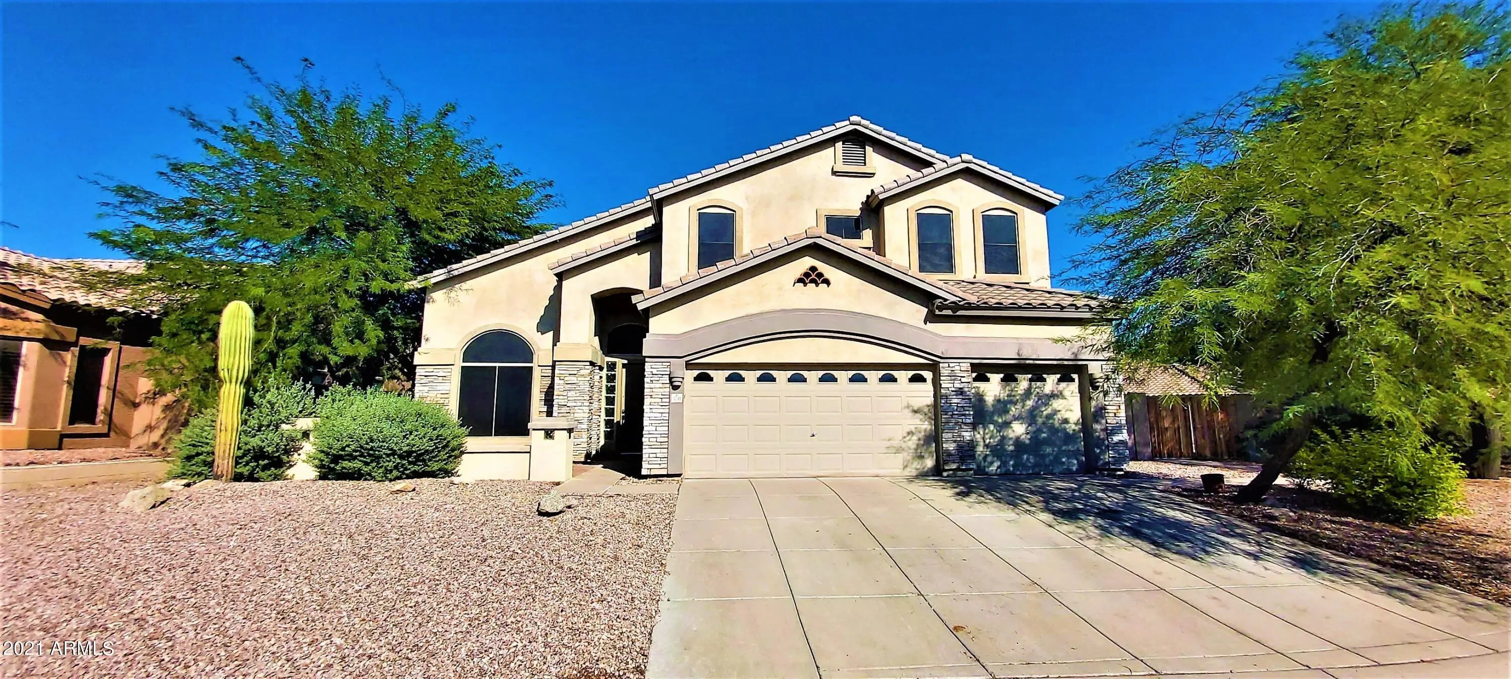 Photo of Listing #6946776