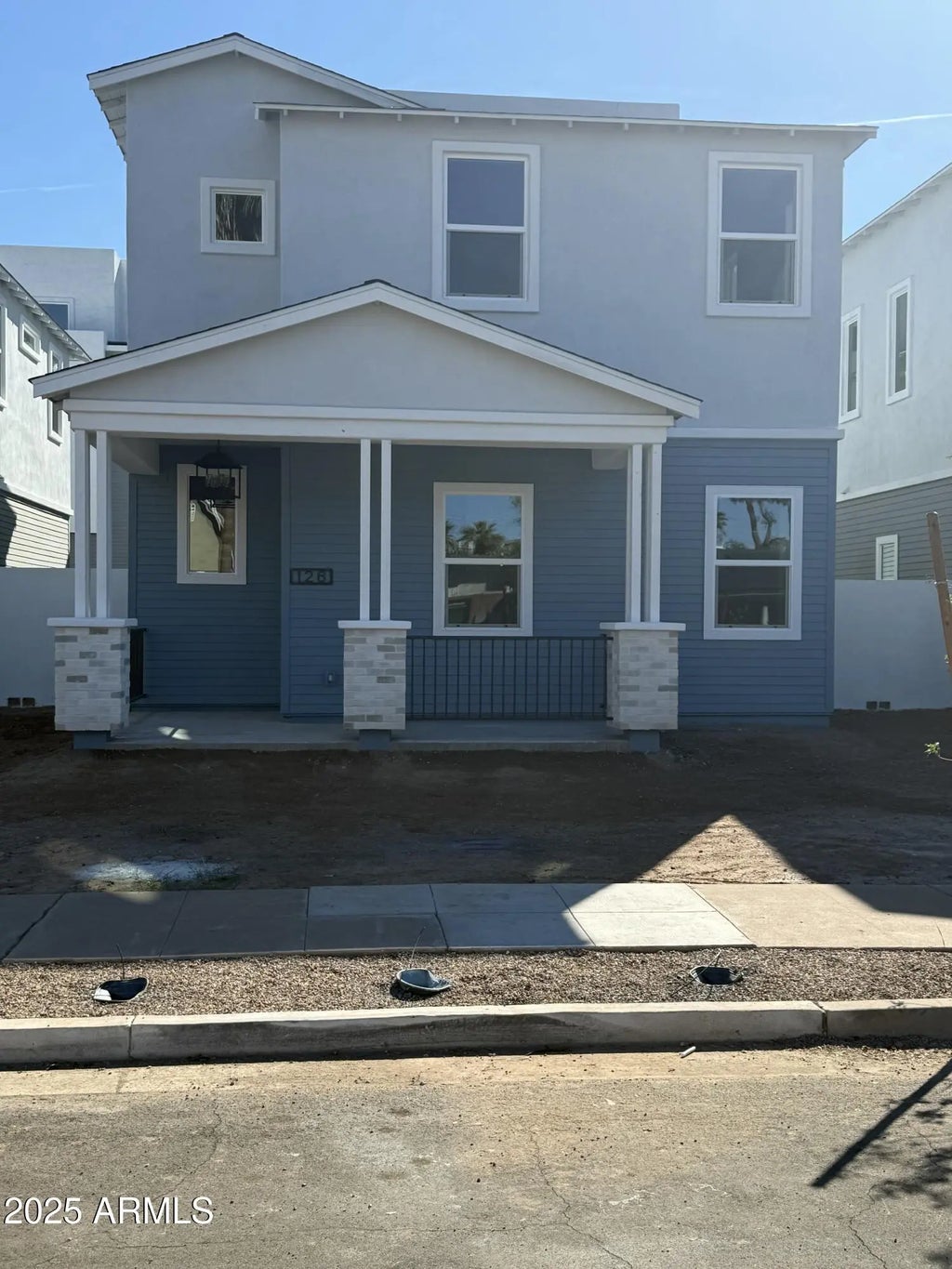 126 W Holcomb Lane, Phoenix