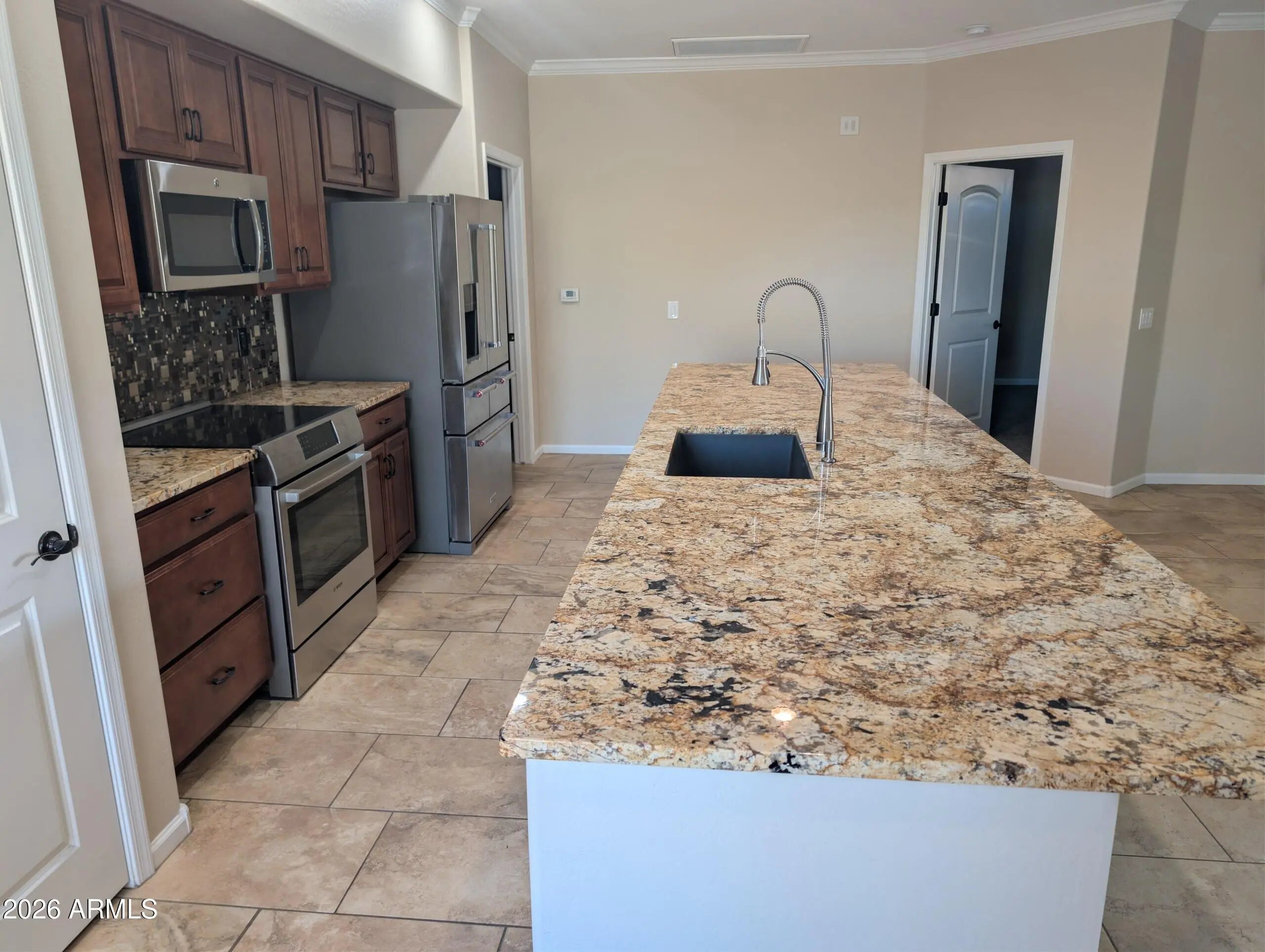 Photo of Listing #7008867