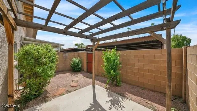 Photo of Listing #6946951