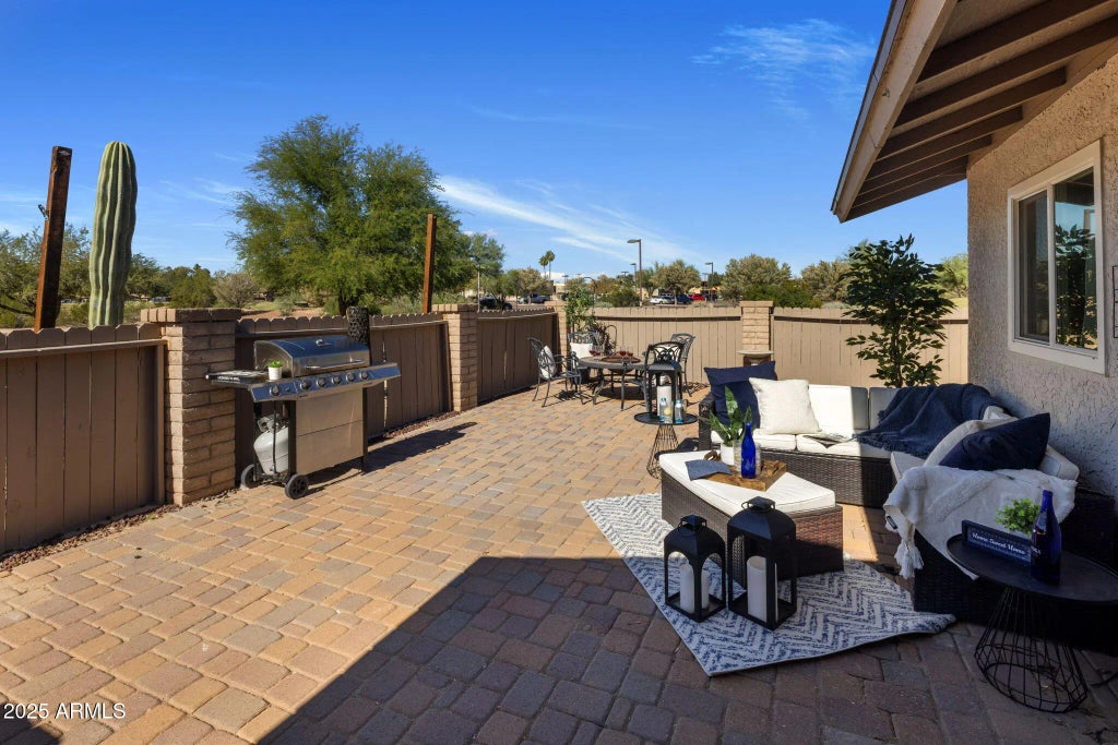 1065 N 86th Place, Scottsdale