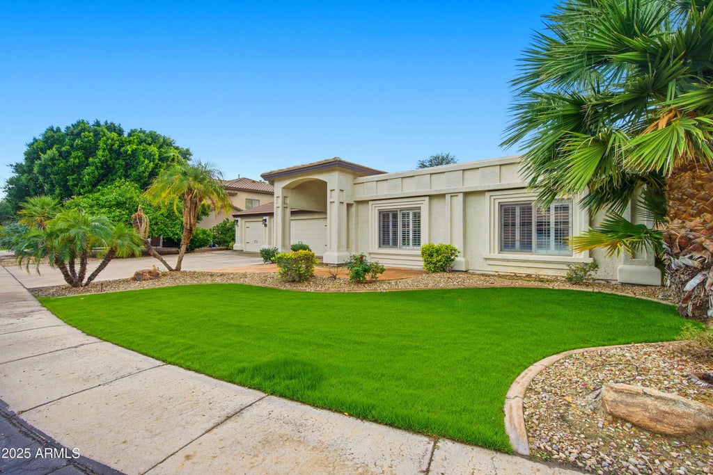 2725 W Flint Street, Chandler