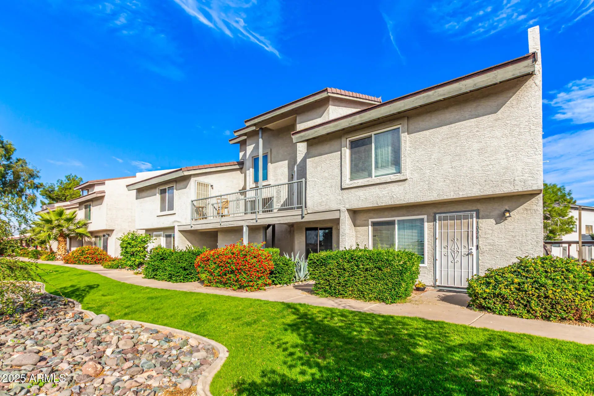 Photo of Listing #6947348