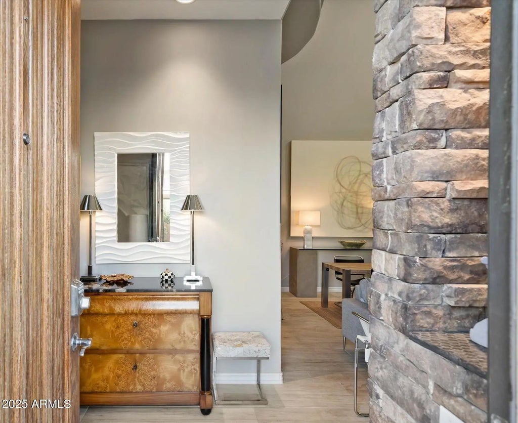 14450 N Thompson Peak Parkway (unit 125), Scottsdale