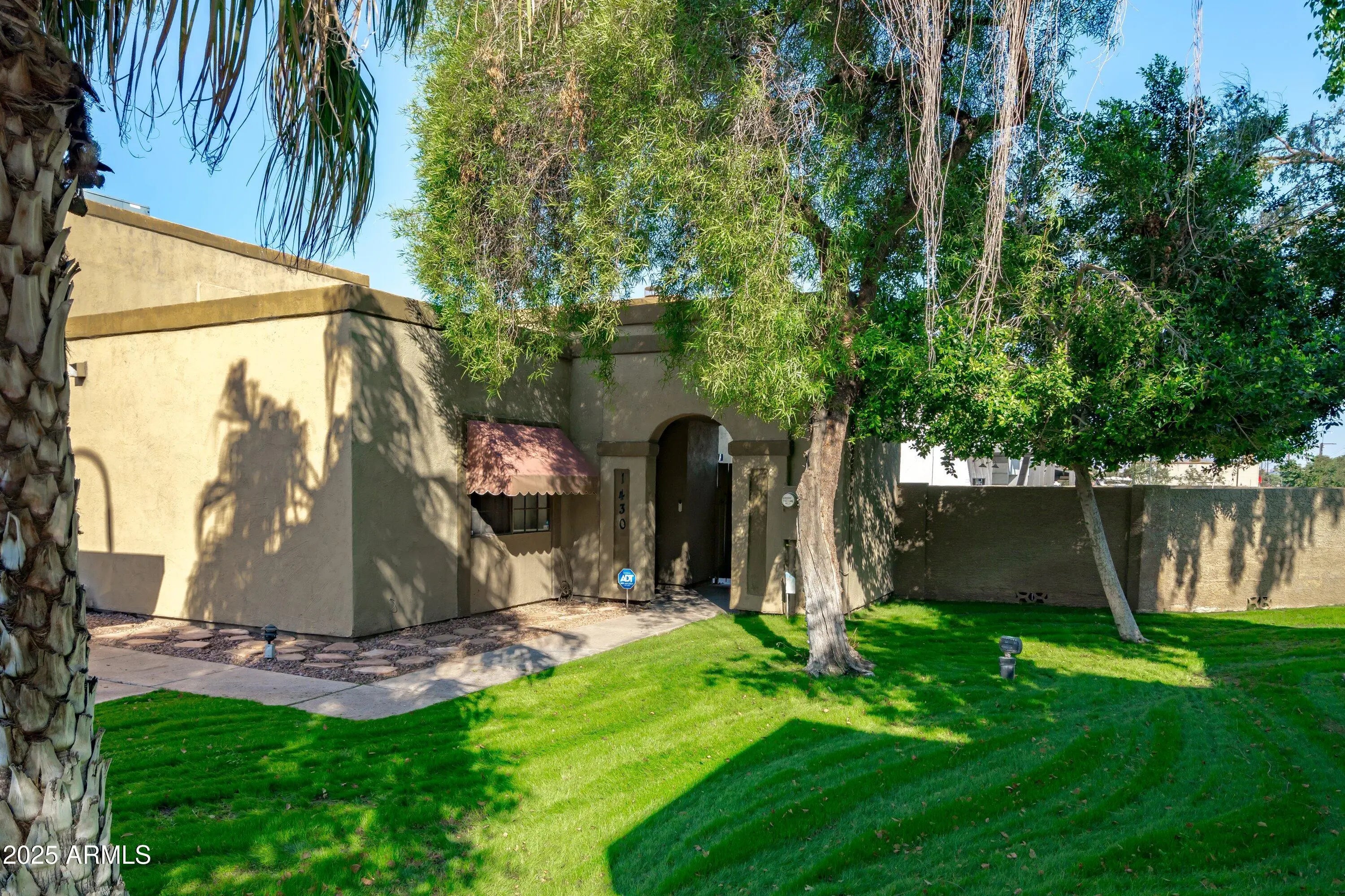 Photo of Listing #6947307