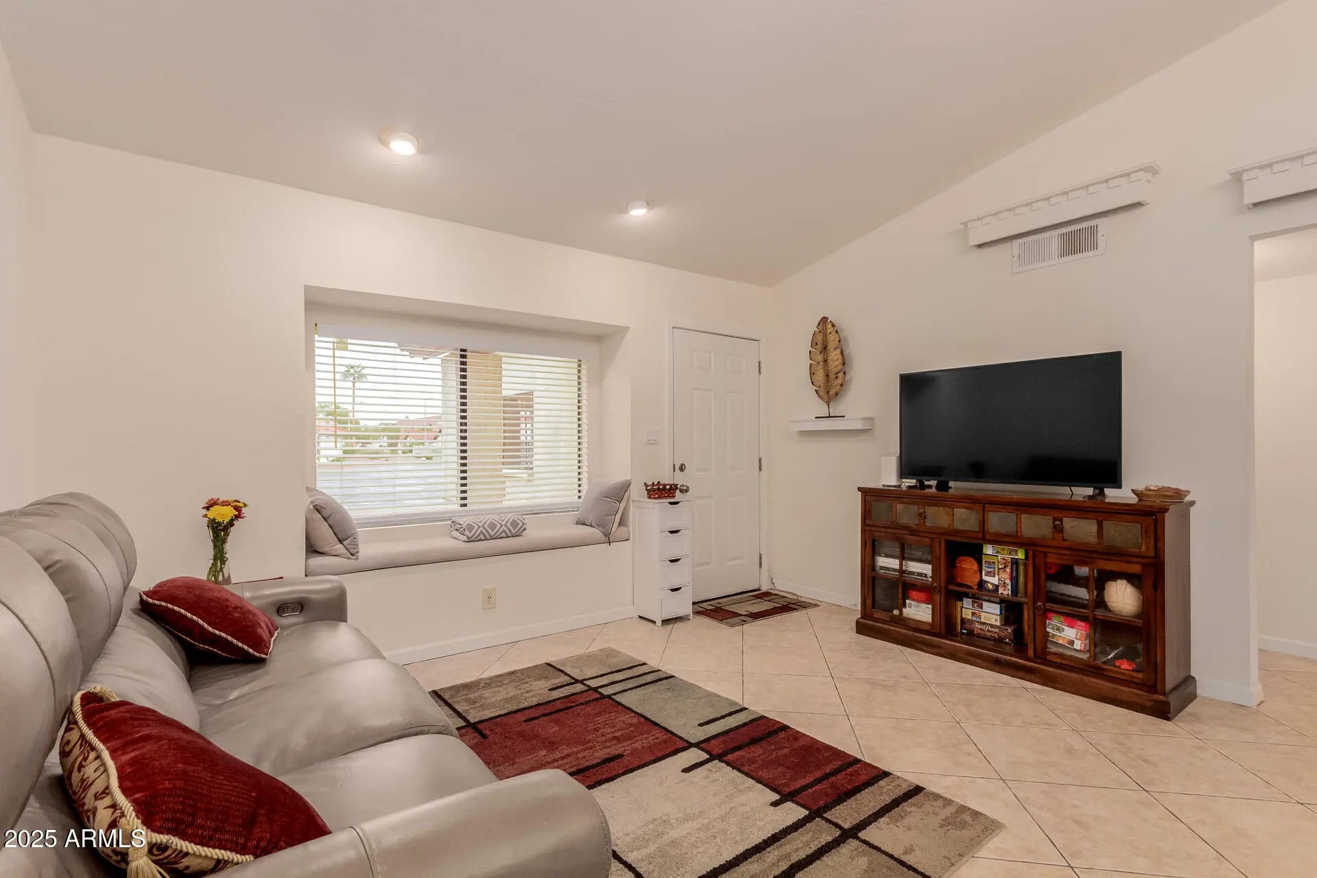 Photo of Listing #6949869