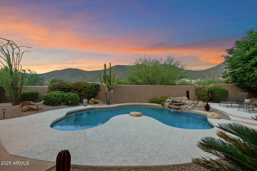 11642 E Charter Oak Drive, Scottsdale