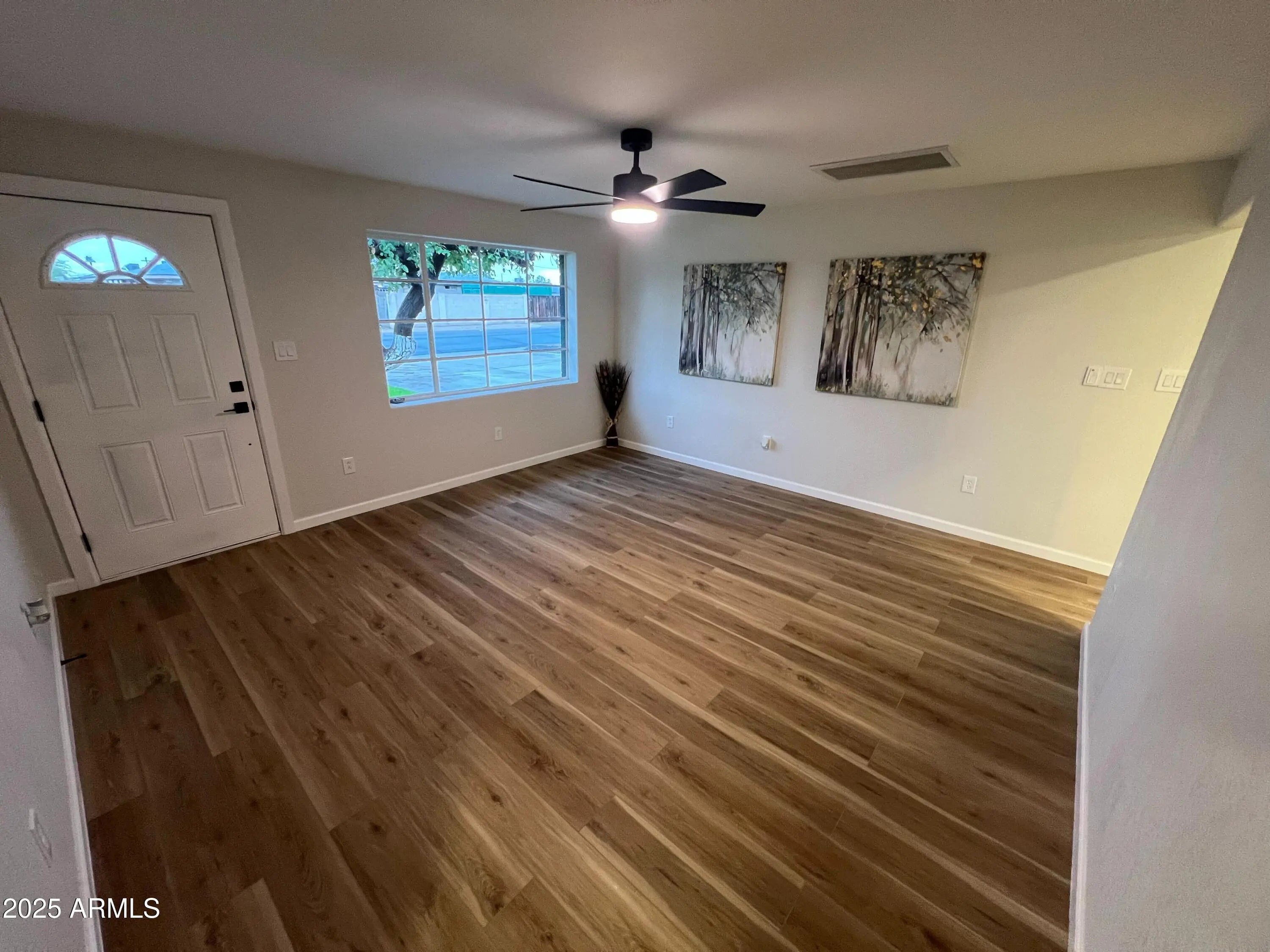 Photo of Listing #6949895