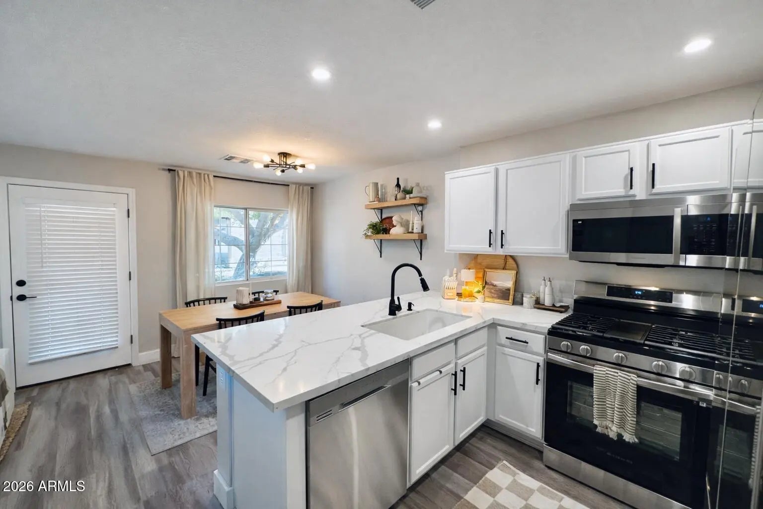 Photo of Listing #6948588