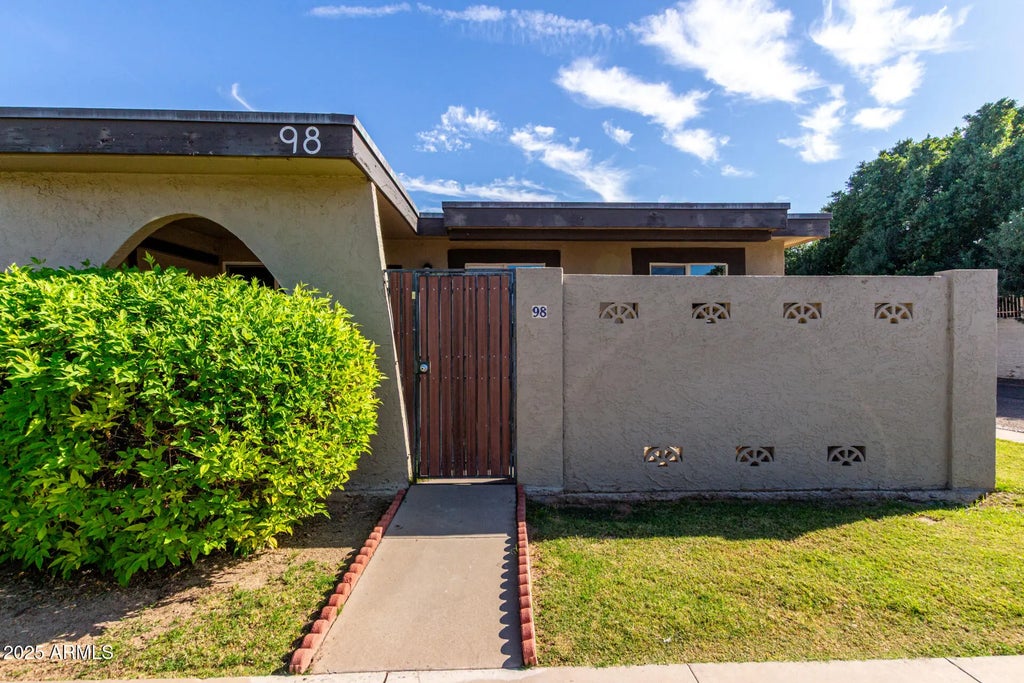 830 S Dobson Road (unit 98), Mesa