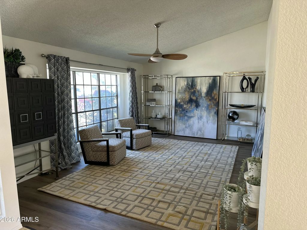 3909 E Lavender Lane E, Phoenix