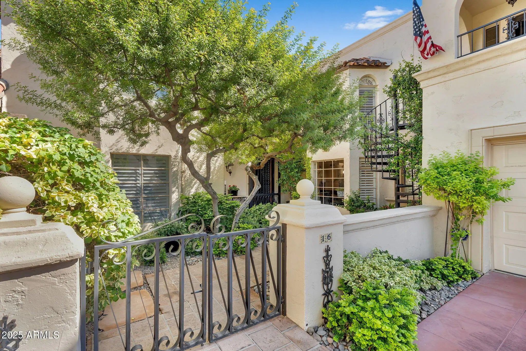 Photo of Listing #6947570