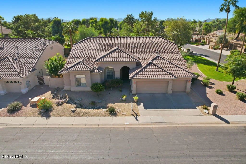 5007 E Bluefield Avenue, Scottsdale