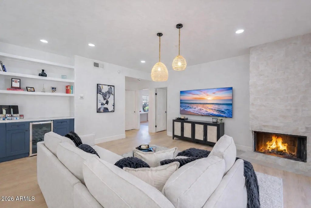 11333 N 92nd Street (unit 1057), Scottsdale