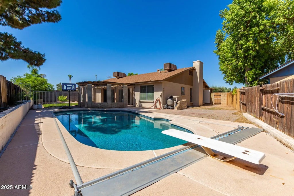 10841 N 39th Drive, Phoenix