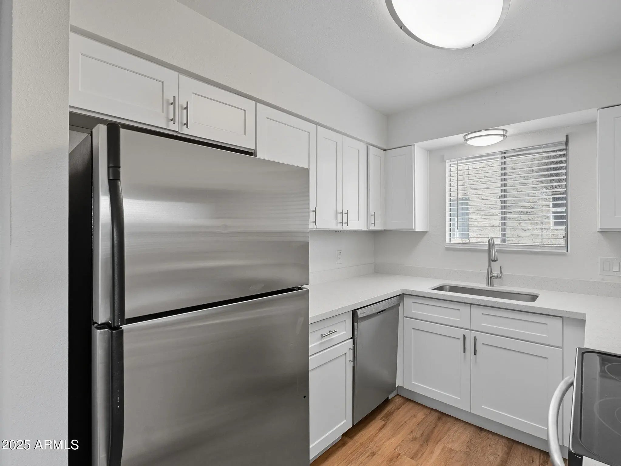 Photo of Listing #6948426