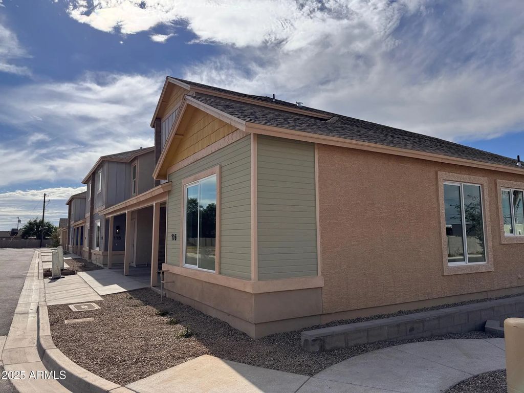523 S Pasadena -- (unit 116), Mesa