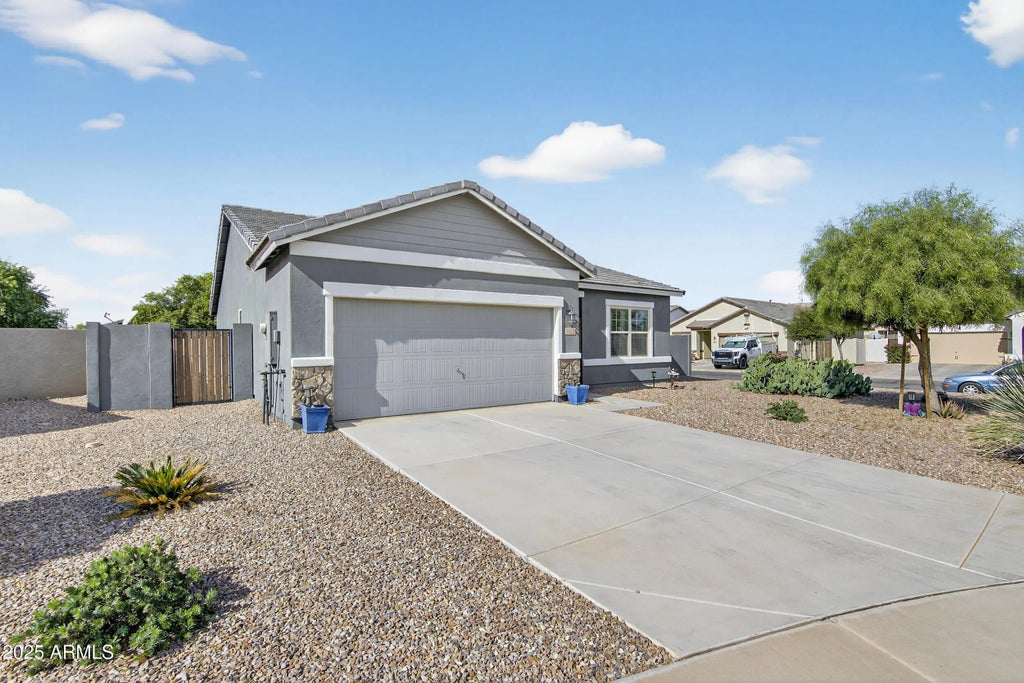 30388 N Opal Drive, San Tan Valley