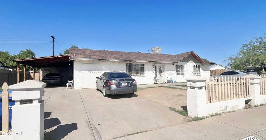 5924 W Earll Drive, Phoenix