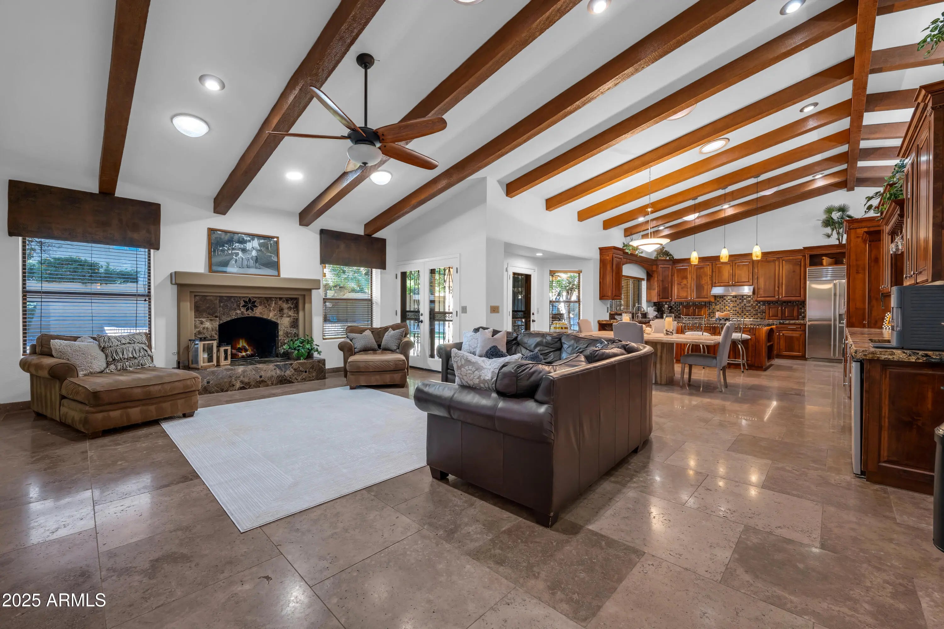 Photo of Listing #6949035