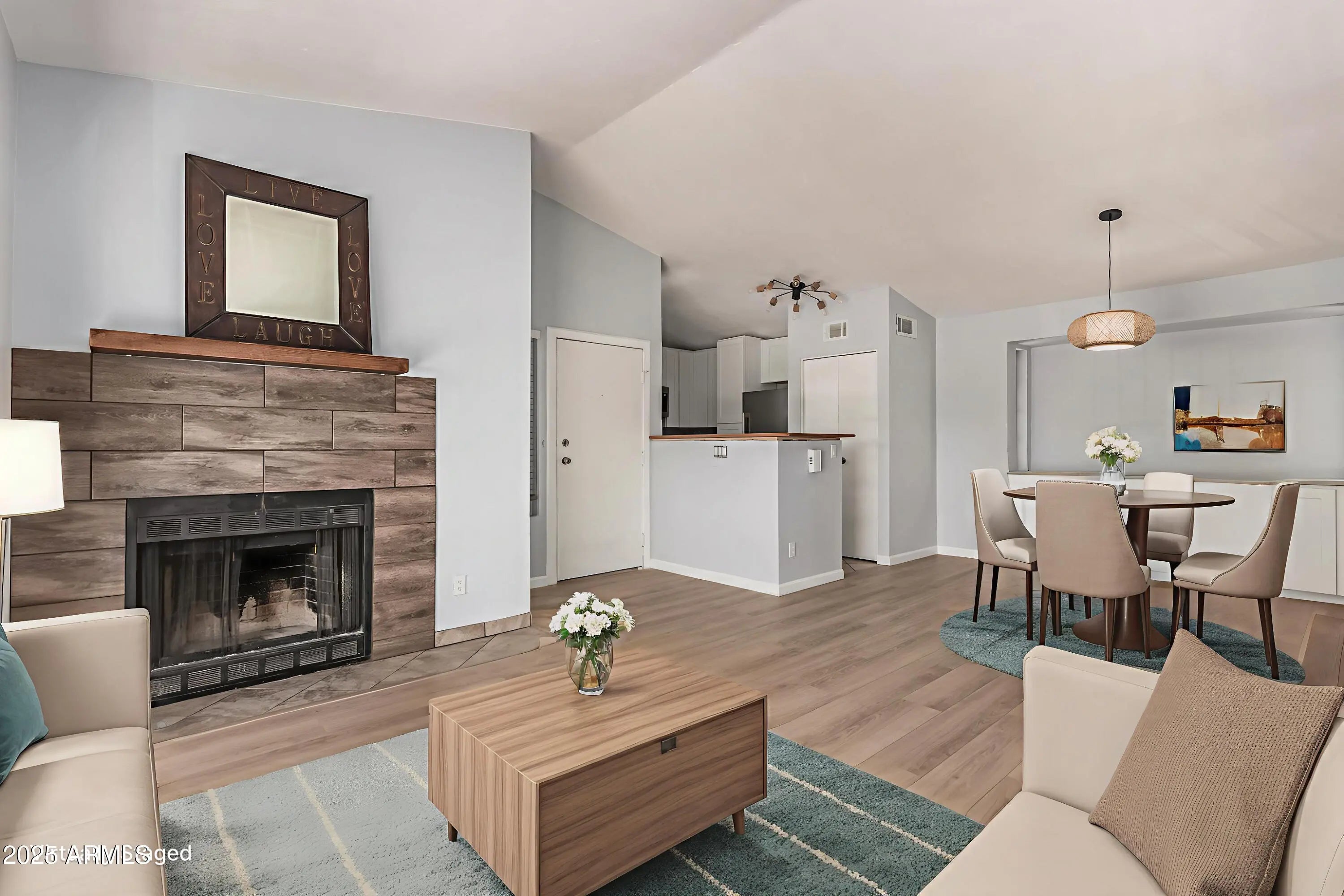 Photo of Listing #6948033