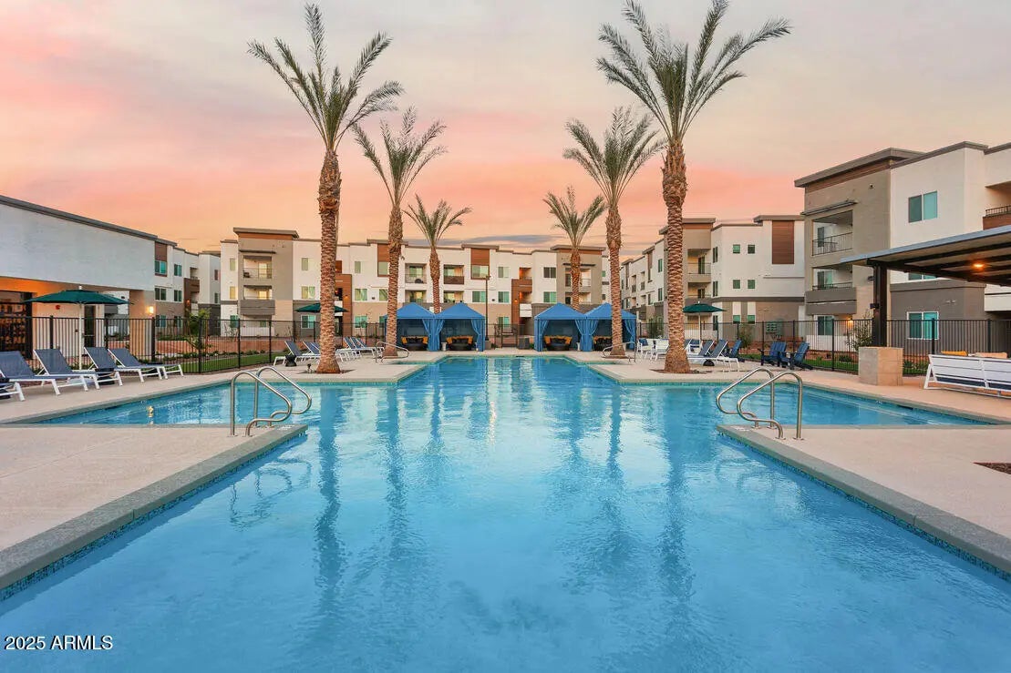 Photo of Listing #6949456