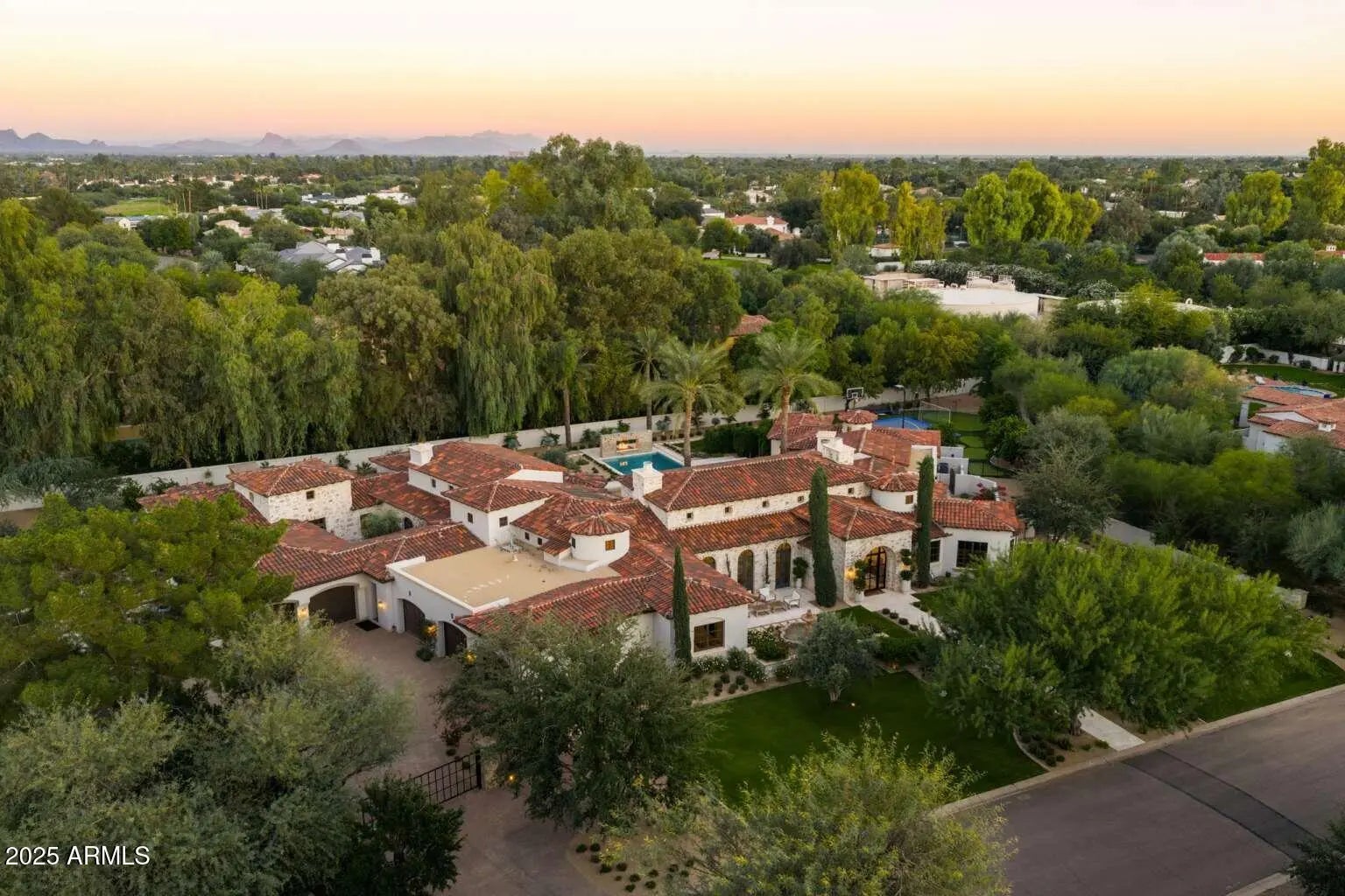 Photo of Listing #6948303