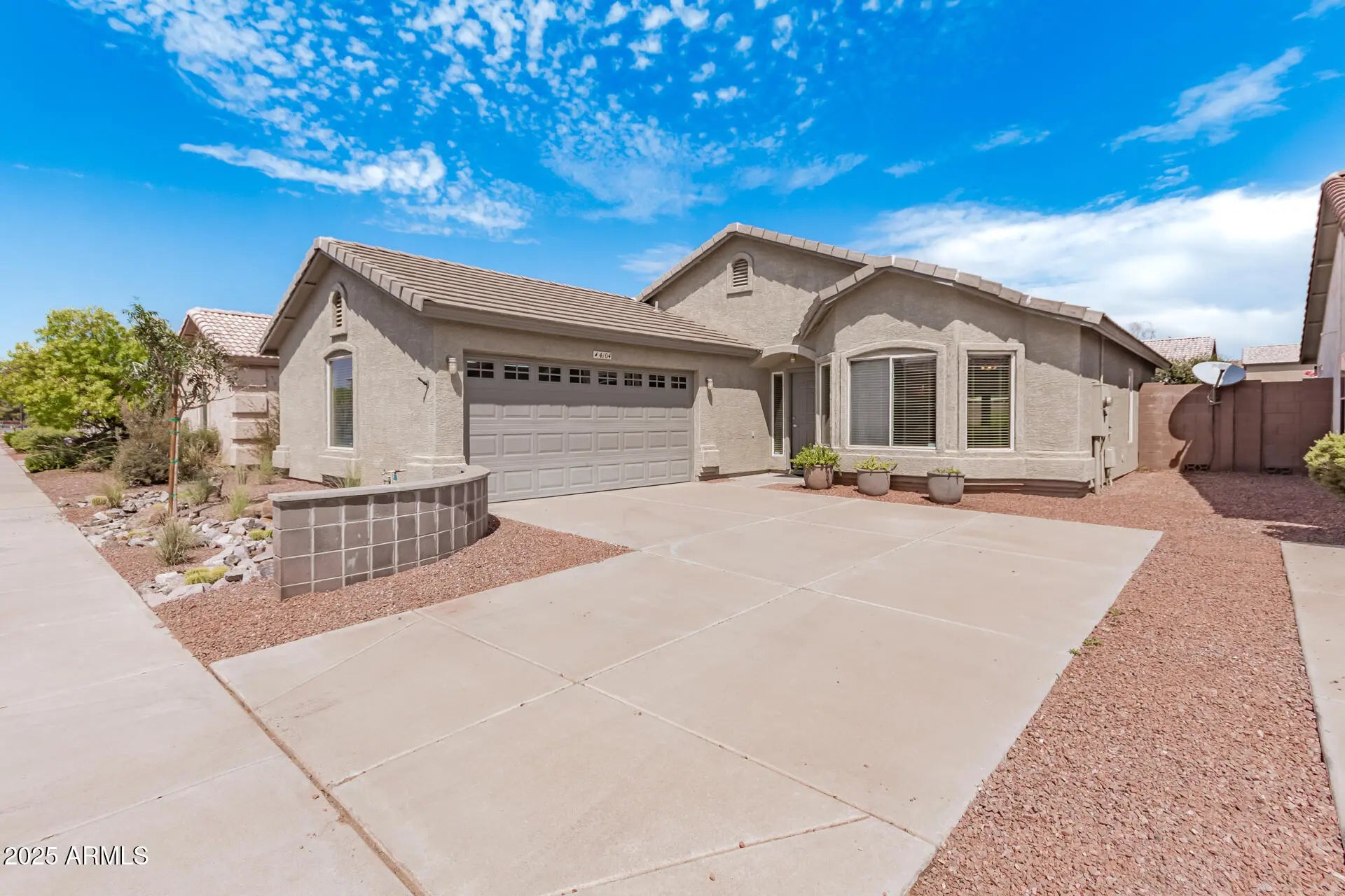 Photo of Listing #6948349