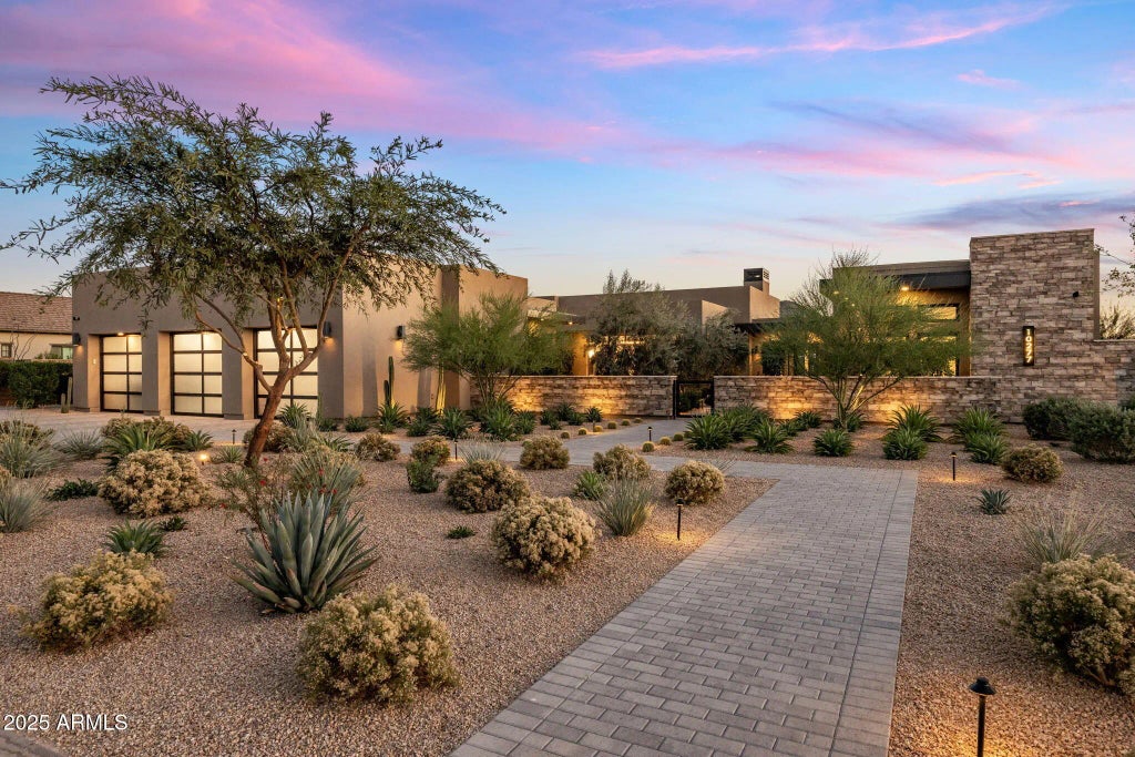 10277 E De La O Road, Scottsdale
