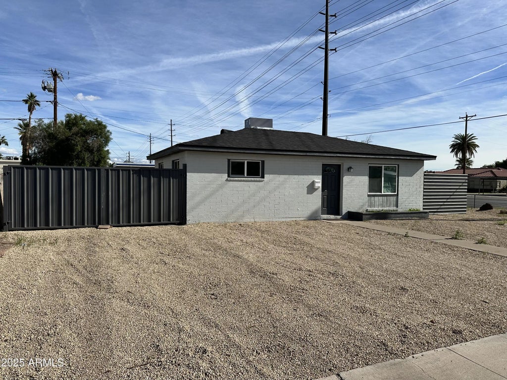 8001 N 28th Avenue, Phoenix