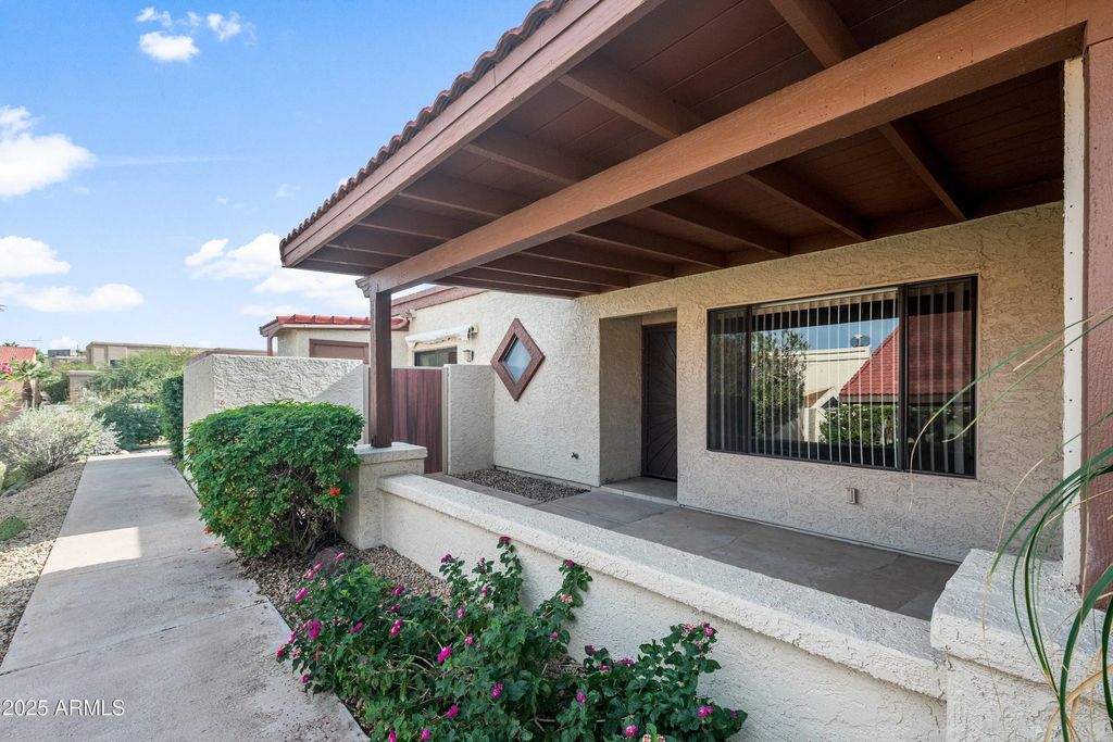 13636 N Hamilton Drive (unit 102), Fountain Hills