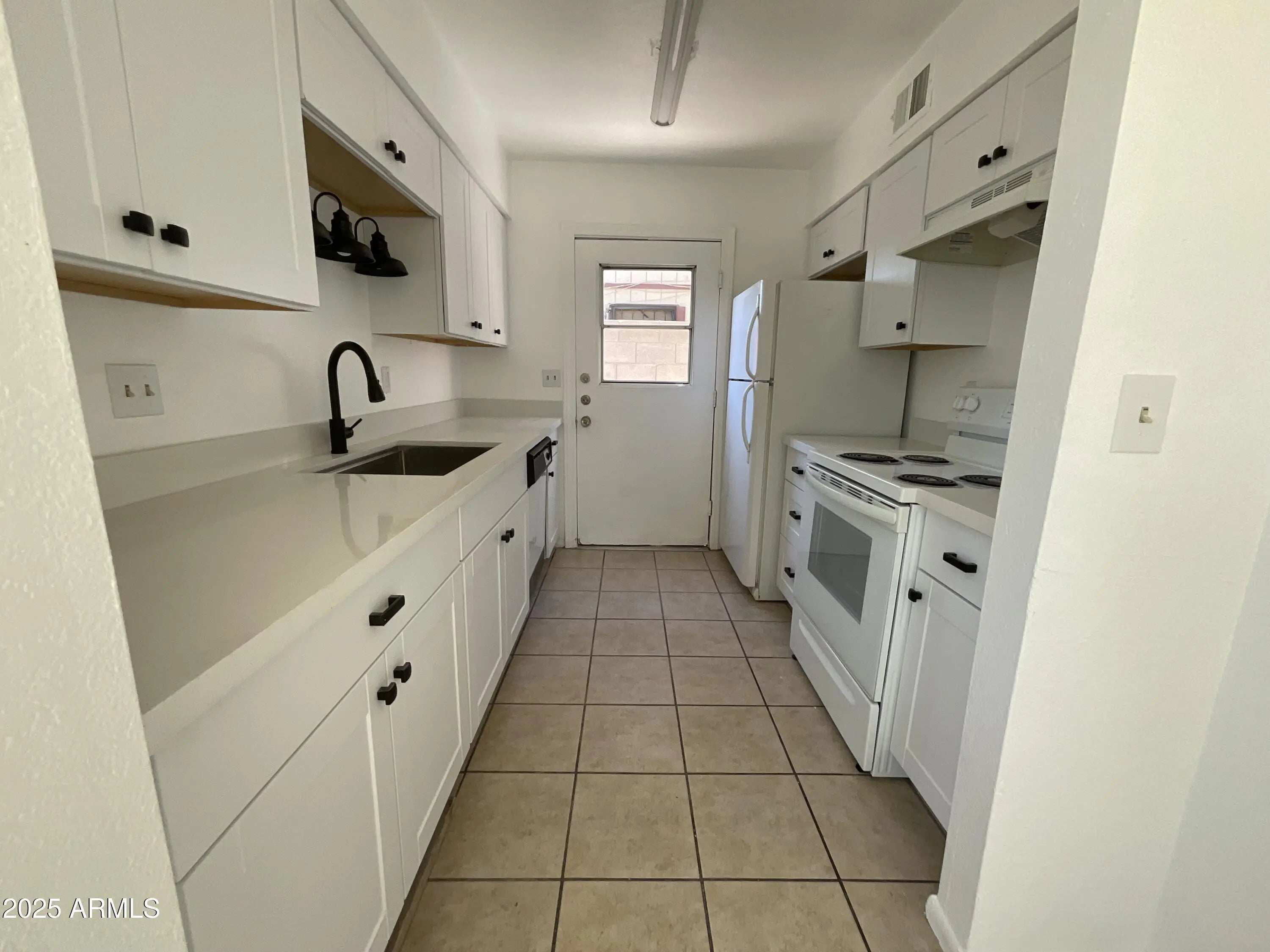 Photo of Listing #6948672