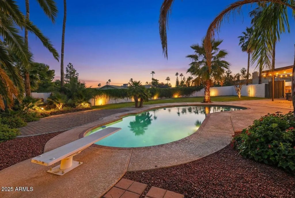 5216 E Janice Way, Scottsdale