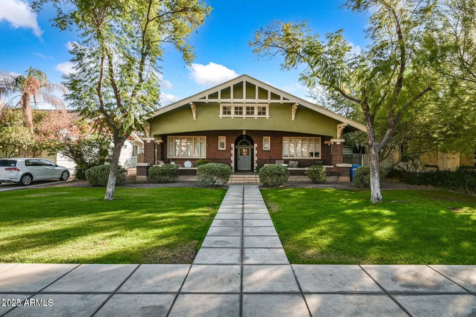 Photo of Listing #6948905