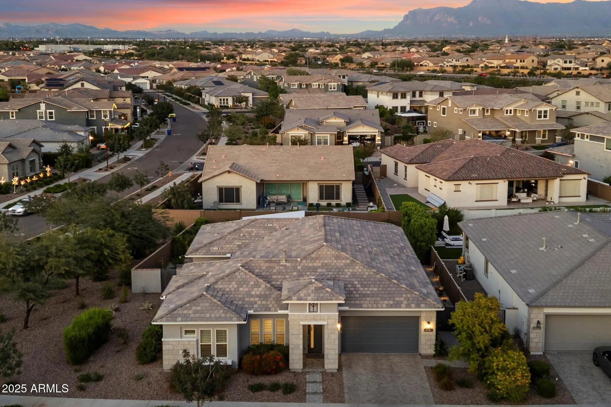 Photo of Listing #6949983