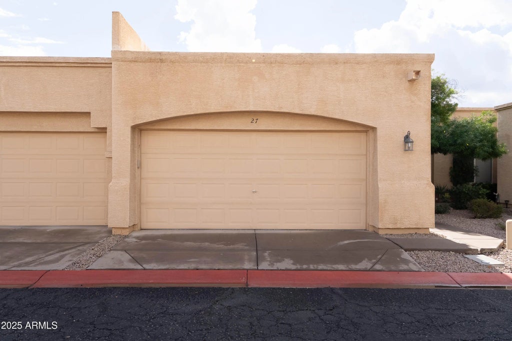 625 N Hamilton Street (unit 27), Chandler