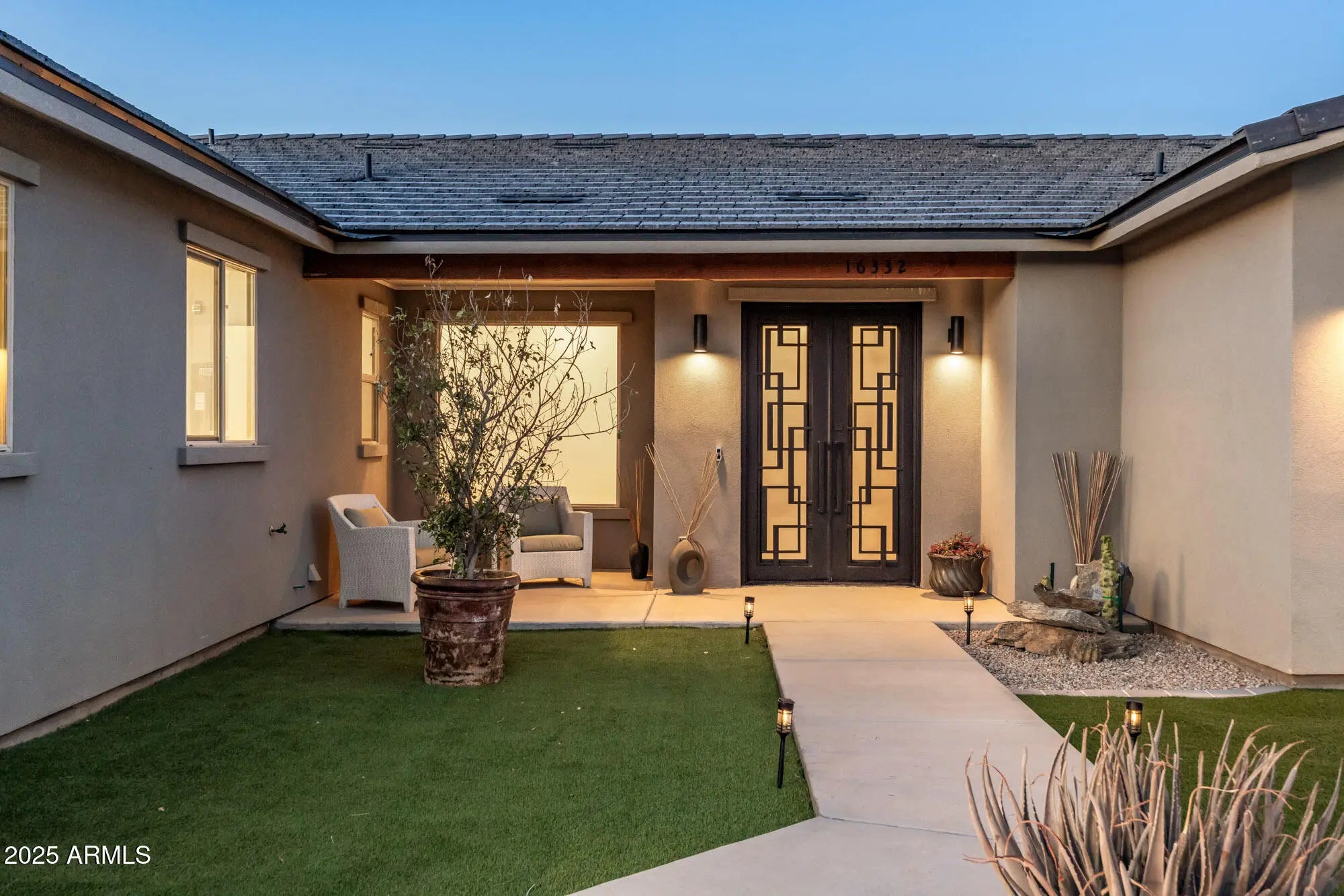 Photo of Listing #6951191