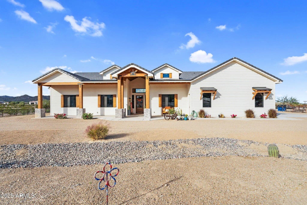 2304 W Silverdale Road, San Tan Valley
