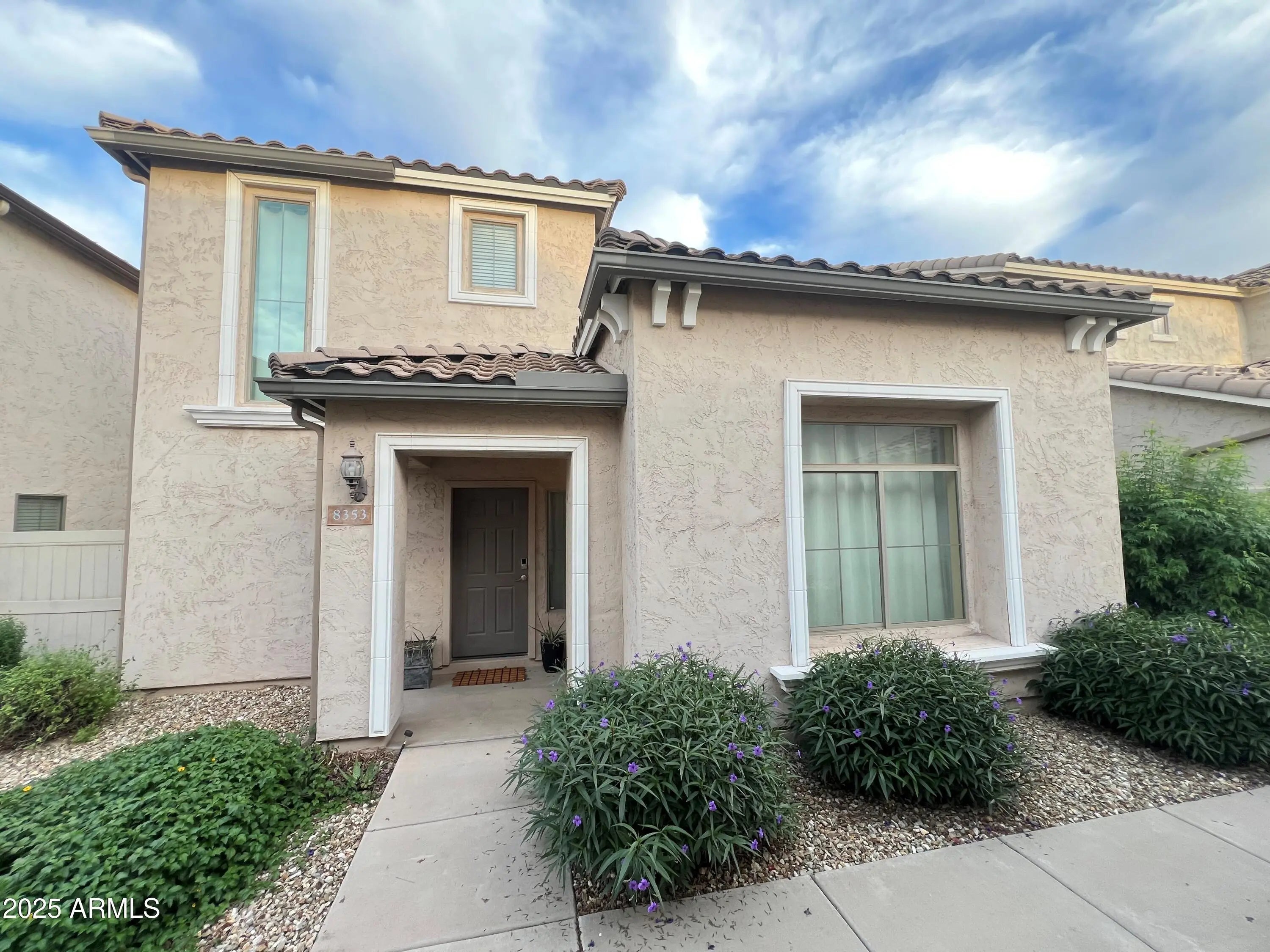 Photo of Listing #6949465