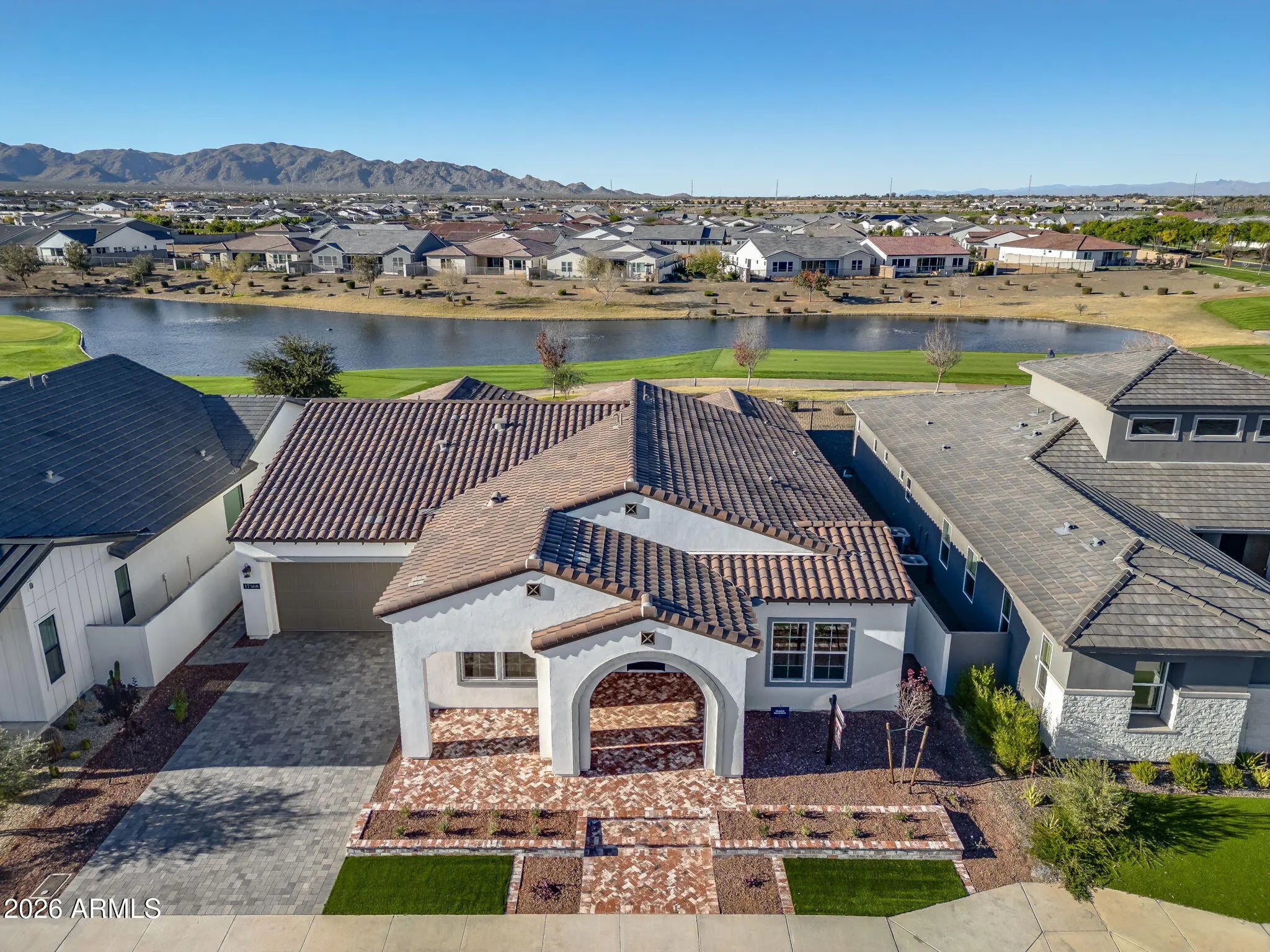 Photo of Listing #6950556