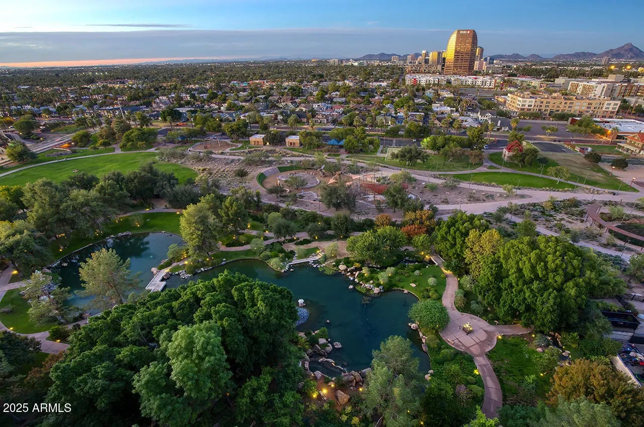 Photo of Listing #6957934