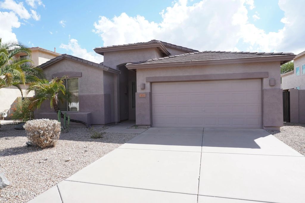 1821 W Glenhaven Drive, Phoenix