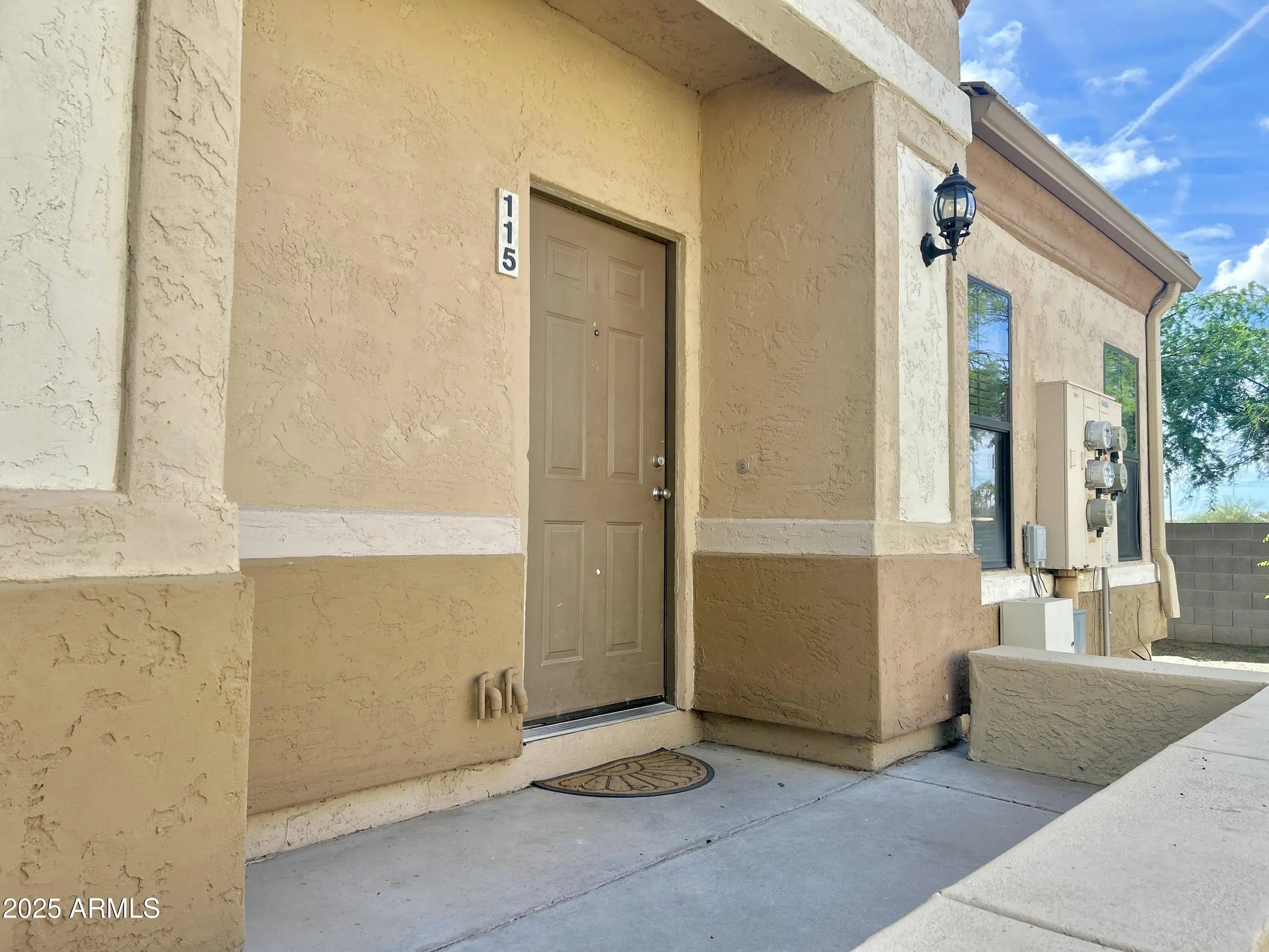 Photo of Listing #6949893