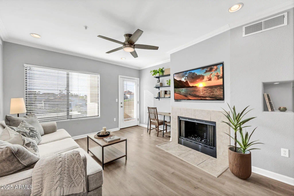 7575 E Indian Bend Road (unit 2085), Scottsdale