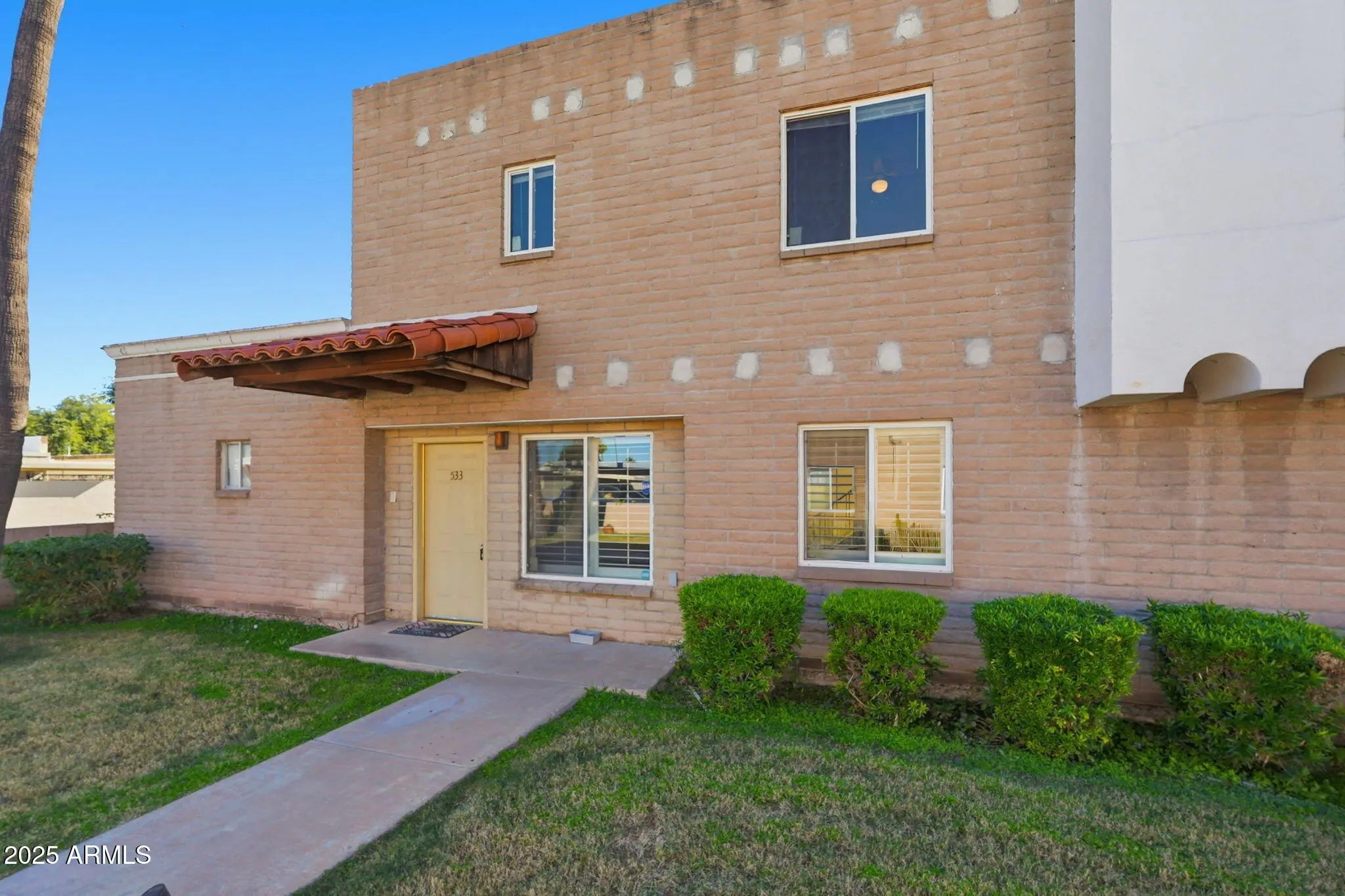 Photo of Listing #6952695