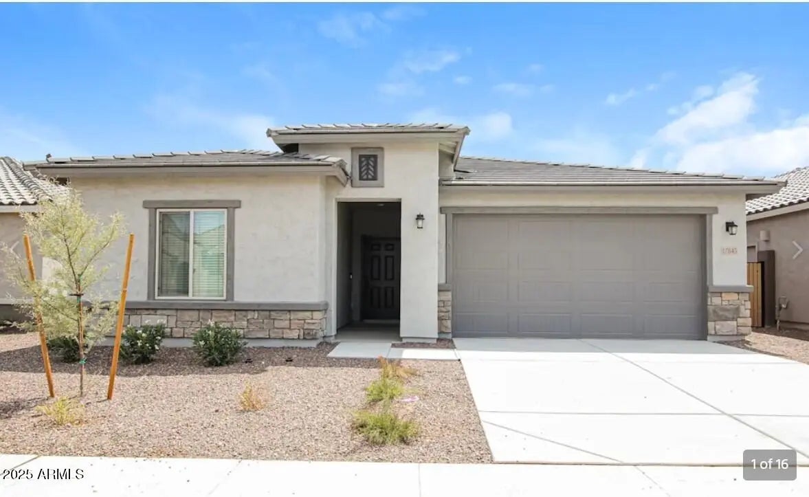 Photo of Listing #6949903