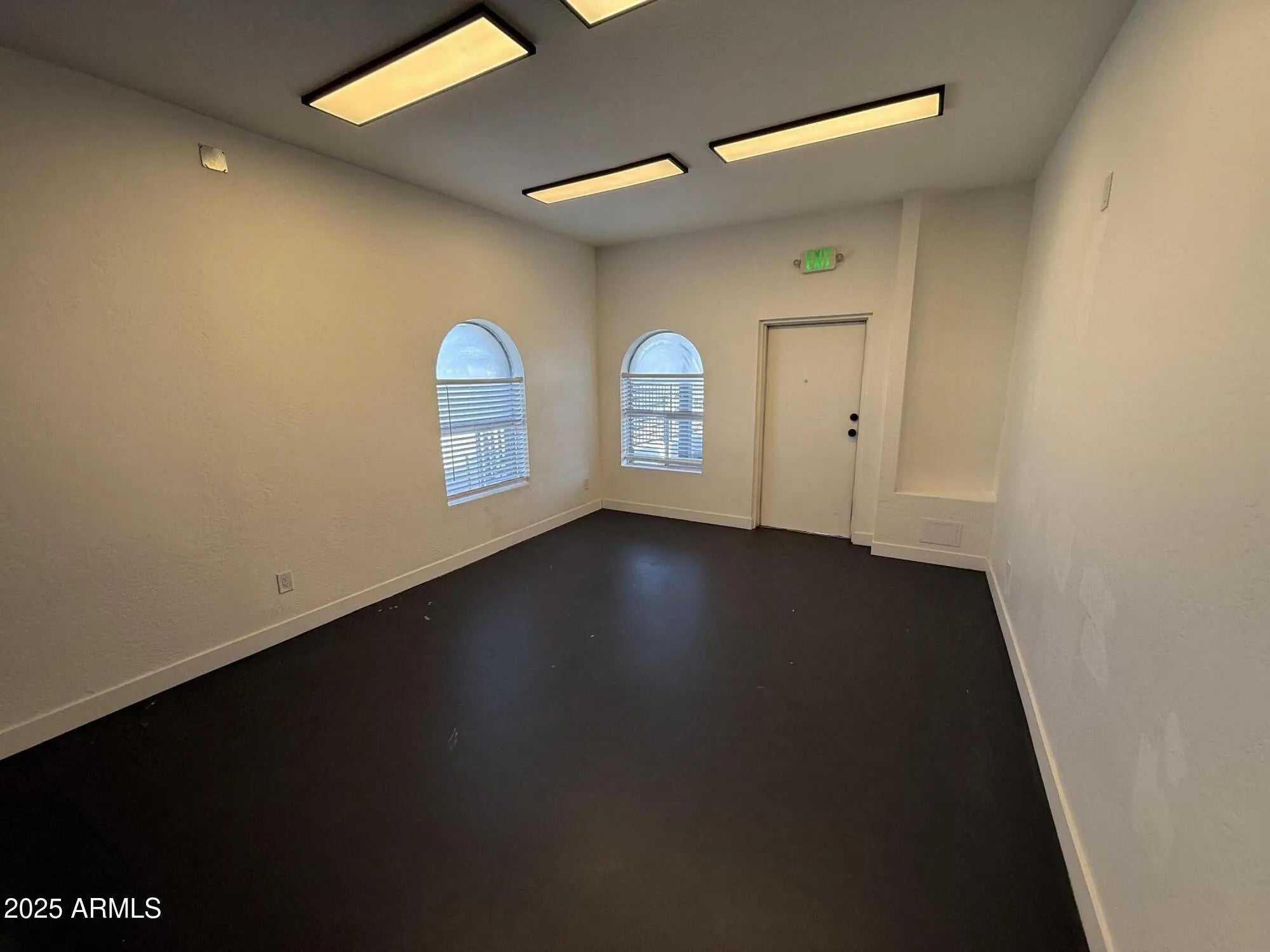 Photo of Listing #6949904