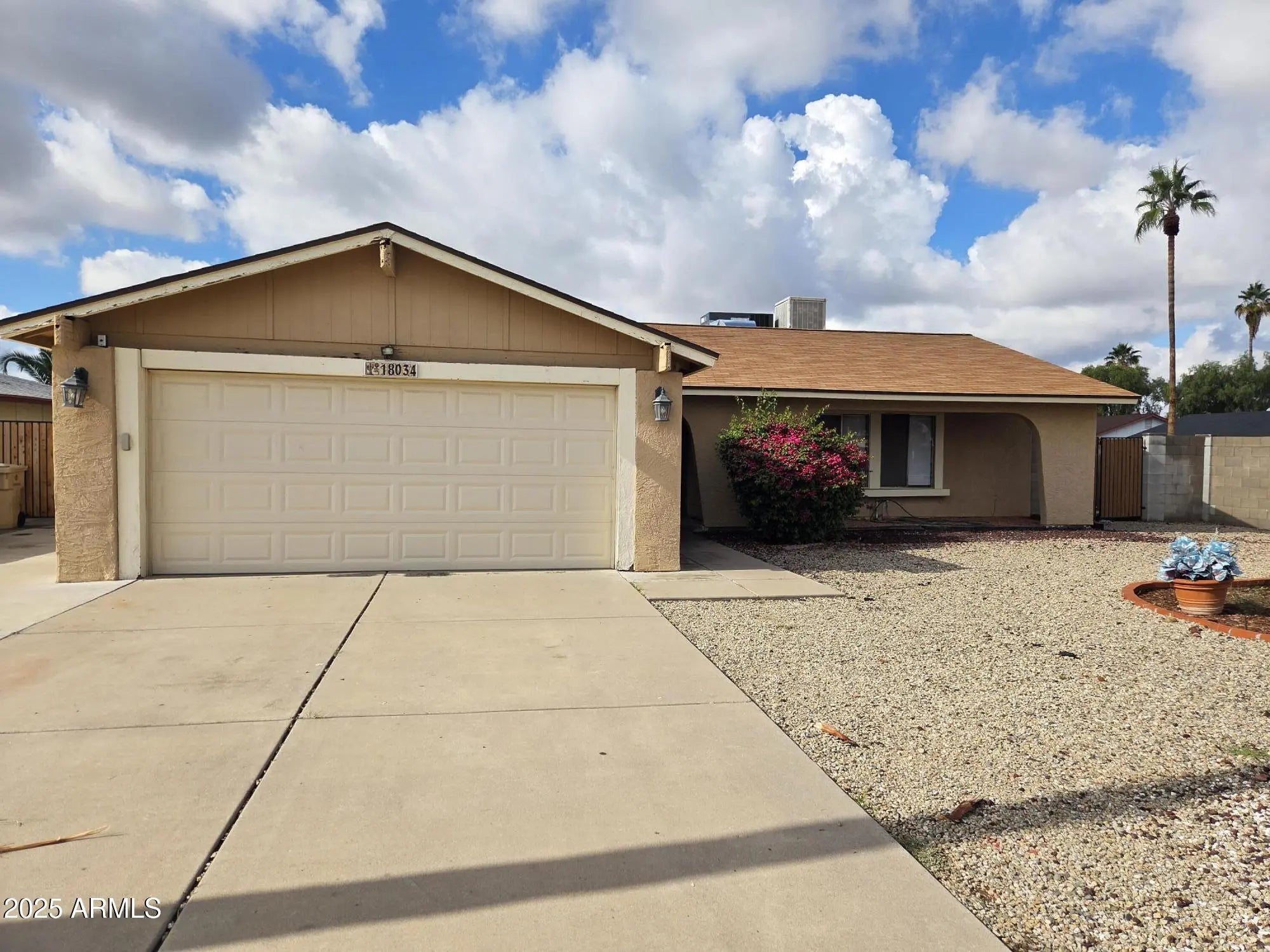 Photo of Listing #6950035