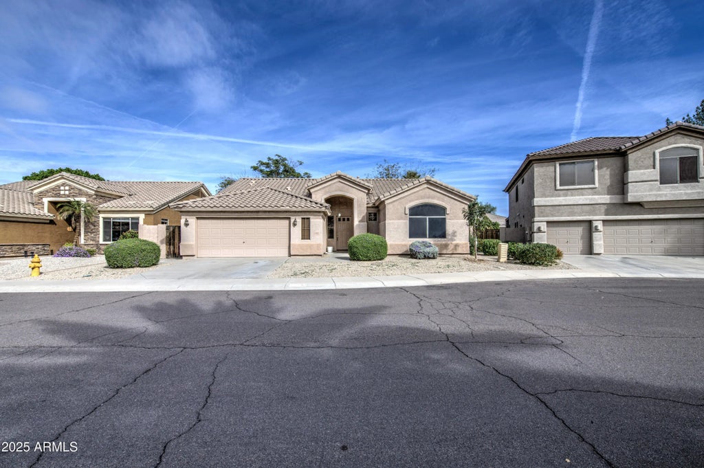 2480 E Stephens Place, Chandler