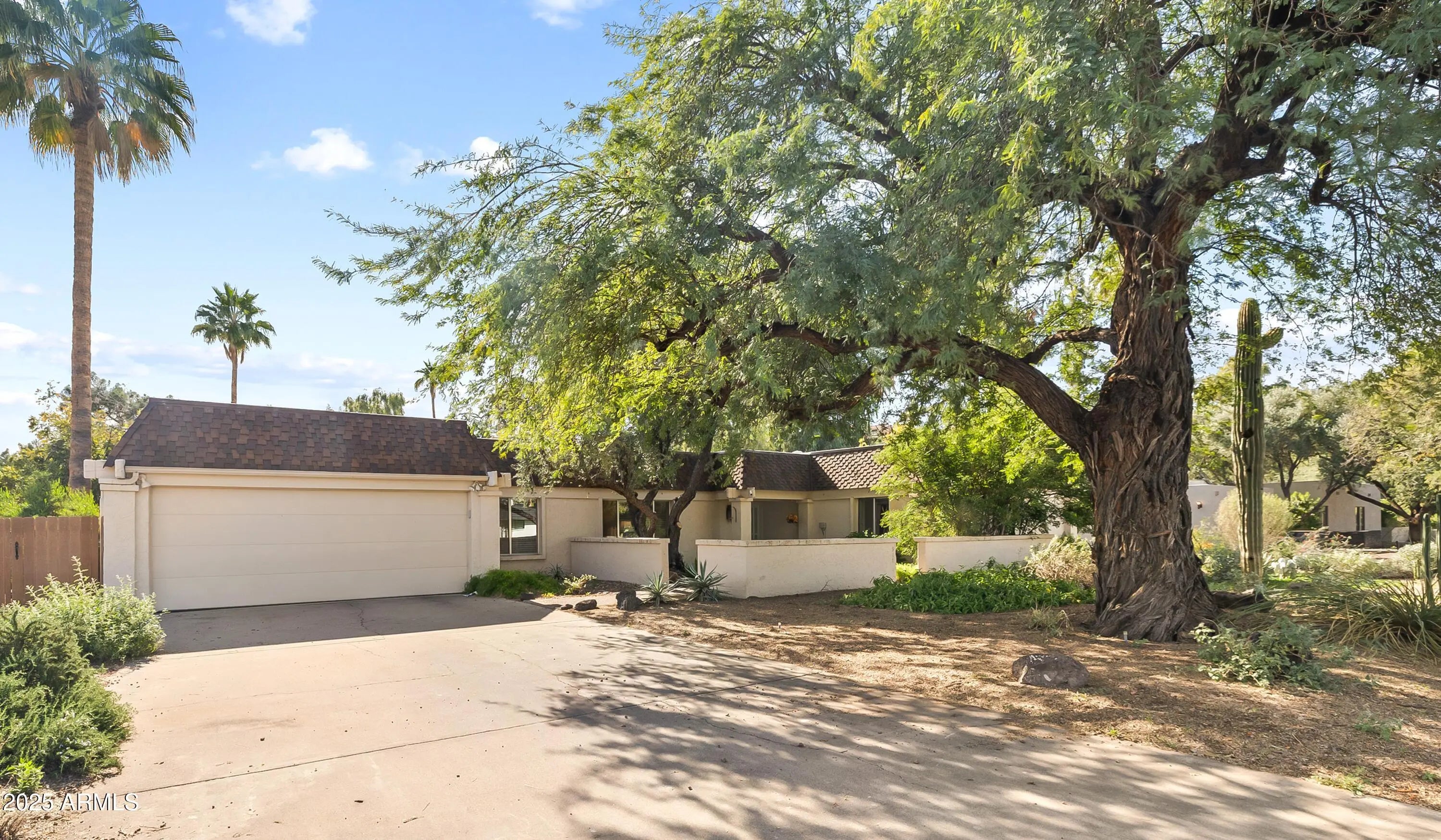 Photo of Listing #6950298